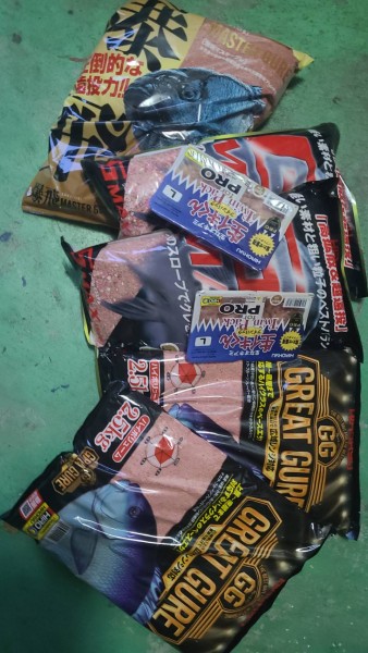 今回使用したヒロキューの集魚材