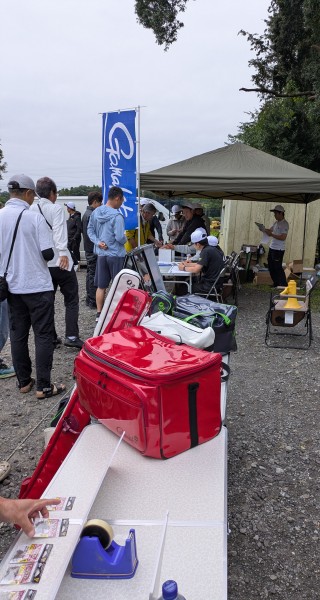参加者は１００人前後だったそうです。
